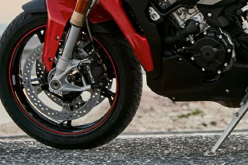 Front Tyre BMW S 1000 XR Front Tyre