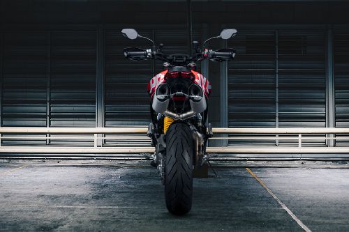 Ducati Hypermotard 950 Rear Viewfull Image