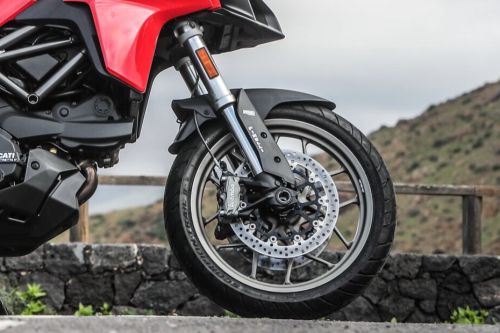 Ban depan Ducati MultiStrada