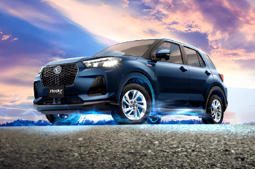 Tampak depan Rocky Hybrid, sudut rendah