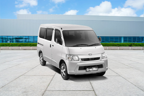 Tampak depan medium Daihatsu Gran Max MB