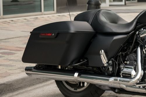 Tempat penyimpanan Harley Davidson Road Glide