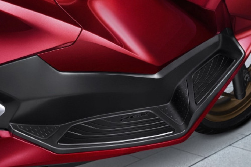 sandaran kaki Honda PCX160