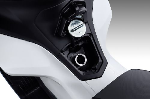 Honda Pcx Ehev 2022 Images Check Out Design Styling Oto
