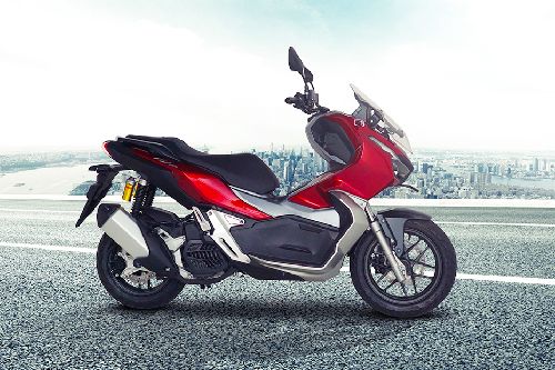 Motor Honda ADV 150 ABS 2024 di Indonesia