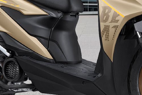 Ruang kaki Honda Beat Street