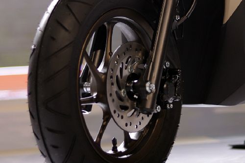 Rem belakang Honda Beat Street