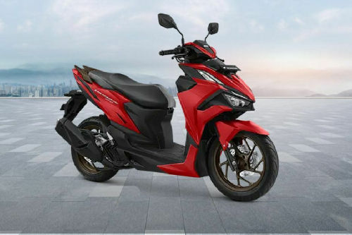 Tampak depan serong Honda Vario Evo 160