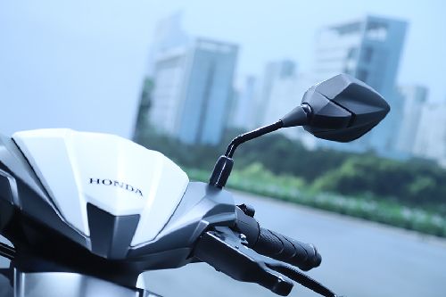Spesifikasi Honda Vario 125 2024 - Detail dan Fitur | Oto