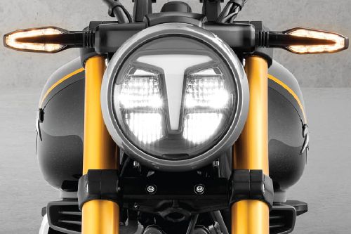 Lampu depan TVS Ronin