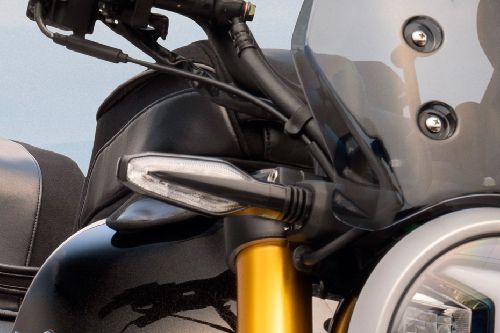 Lampu sein depan samping TVS Ronin