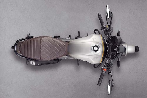 Tampak atas TVS Ronin