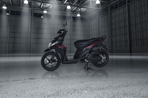 Samping Kiri Yamaha Mio M3 125