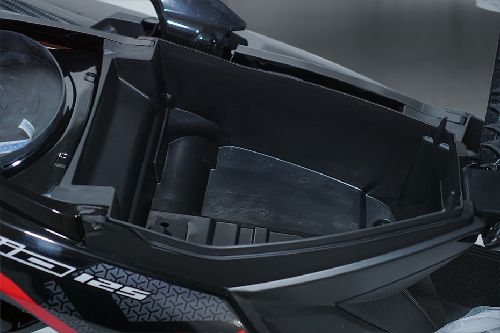 Tempat penyimpanan Yamaha Mio M3 125