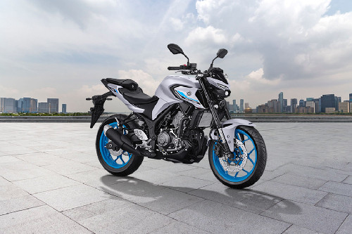 Tampak belakang serong Tampak belakang serong Yamaha MT-25