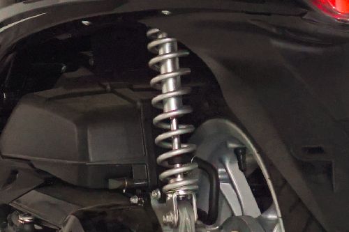 Suspensi belakang Yamaha Fino 125