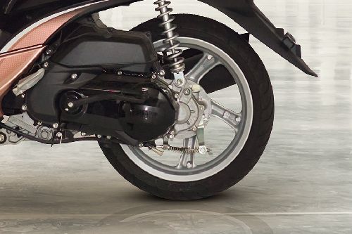 ban belakang Yamaha Fino 125