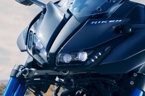 Yamaha Niken Head Light View