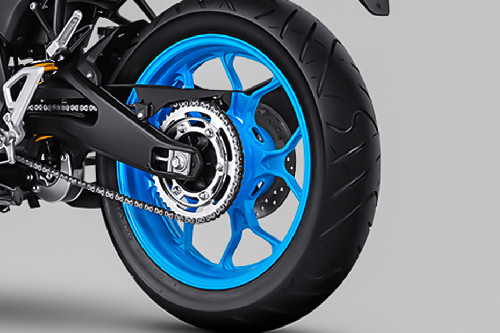 ban belakang Yamaha MT-15