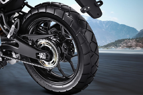 ban belakang Yamaha XSR 155