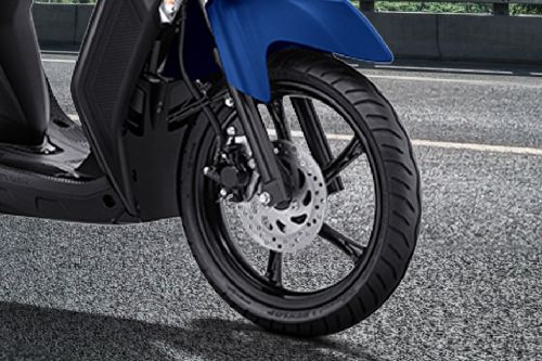 Yamaha Gear 125 Front Tyre View