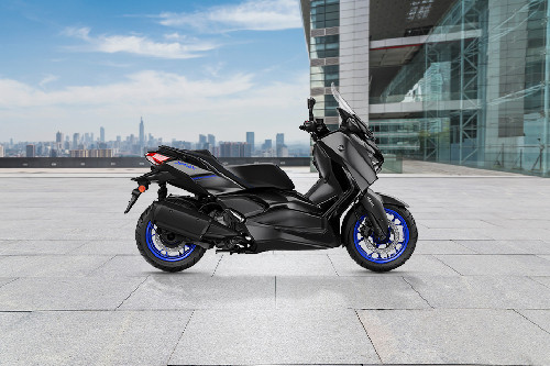 Right Side Viewfull Image Yamaha Xmax Connected Right Side Viewfull Image