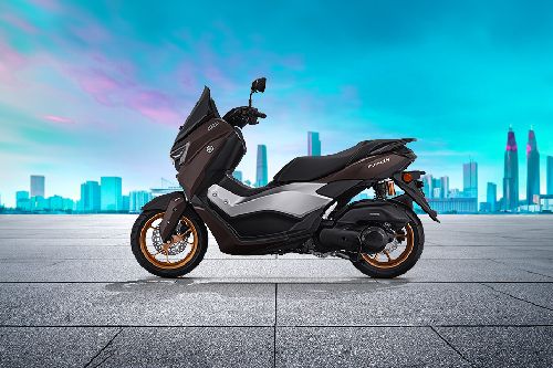 Samping Kiri Yamaha Nmax Turbo