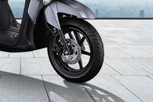 Ban depan Yamaha Gear Ultima