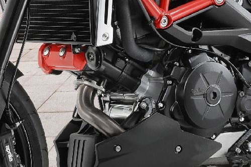 Aprilia Shiver 900 Engine View