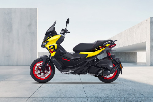 Left Side View Full Image Aprilia SR-GT SPORT 200 Left Side View Full Image