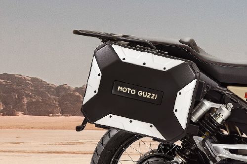 Tempat penyimpanan Moto Guzzi V85 TT Travel