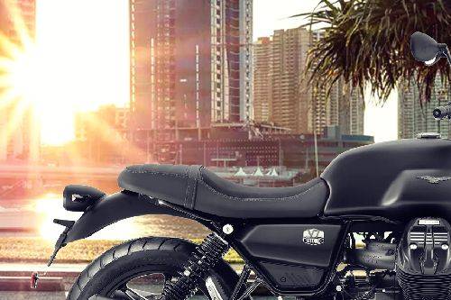 Piaggio Indonesia Rilis Moto Guzzi V7 Stone Edisi Spesial Dengan ...