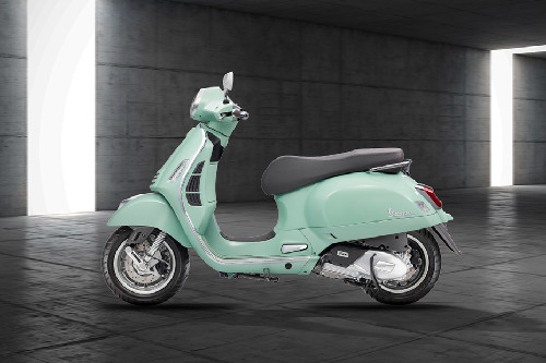 Left Side View Full Image Vespa GTS 150 Left Side View Full Image
