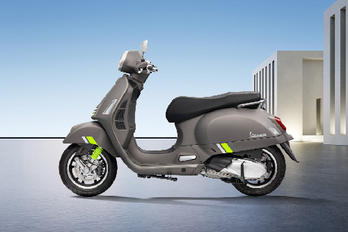 Left Side View Full Image Vespa GTS 300 Super Tech Left Side View Full Image