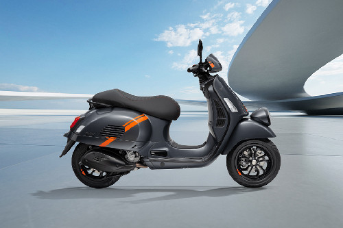Right Side Viewfull Image Vespa GTV Right Side Viewfull Image