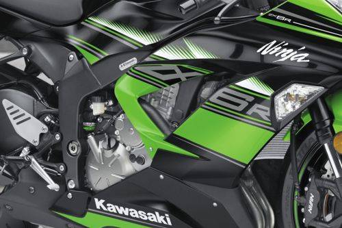 Honda CBR650F vs Kawasaki Ninja ZX-6R SE - Which is Better? Honda CBR650F vs Kawasaki Ninja ZX-6R SE - Which is Better?
