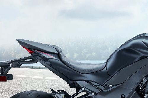 Jok Kawasaki Z1000