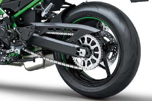 ban belakang Kawasaki Z900