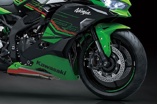 Ban depan Kawasaki Ninja ZX-4RR