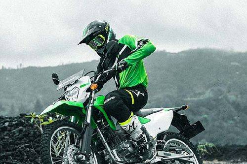 Kawasaki Indonesia Rilis Warna dan Grafis Baru Buat KLX150S dan KLX150SM