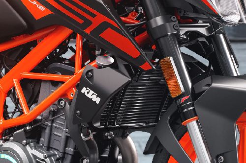 sistem pendinginan KTM  Duke 250