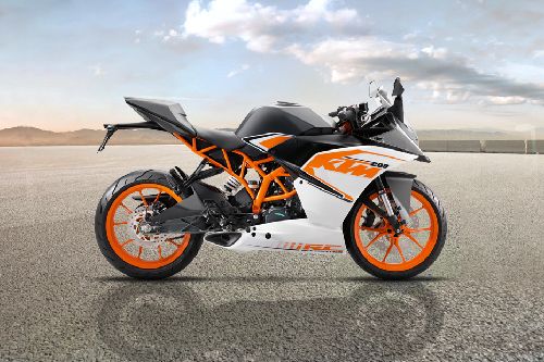 KTM RC 200 Right Side Viewfull Image