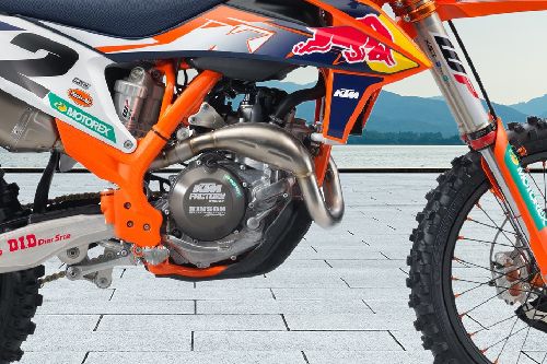 KTM 450 SX-F Factory Edition Engine View