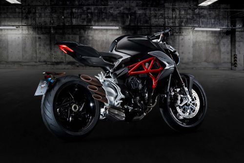 Tampak belakang MV Agusta Brutale 800
