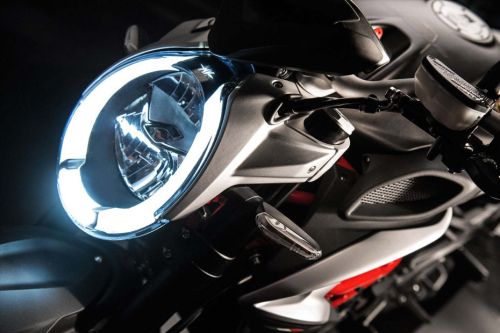 Lampu depan MV Agusta Brutale 800