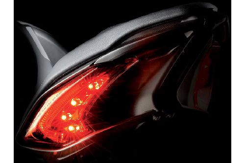 Lampu belakang MV Agusta Dragster