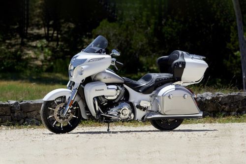 Samping Kiri Indian Roadmaster