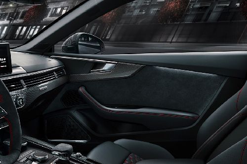 Audi RS5 Passengers View