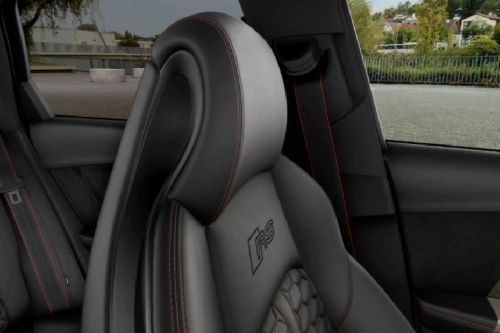 Head rese kursi depan RS 4 Avant