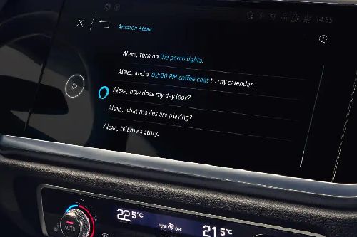 Stereo View of Q3 Sportback